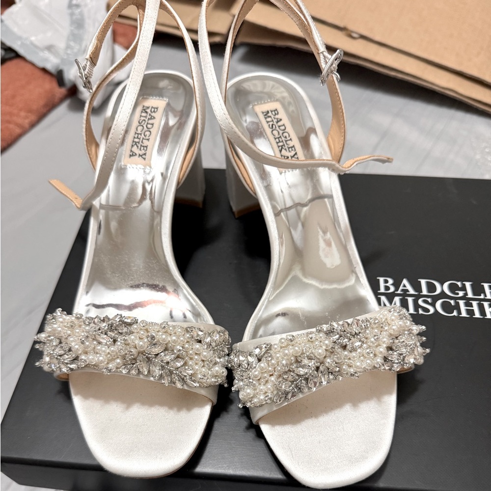 Badgley Mischka wedding shoes